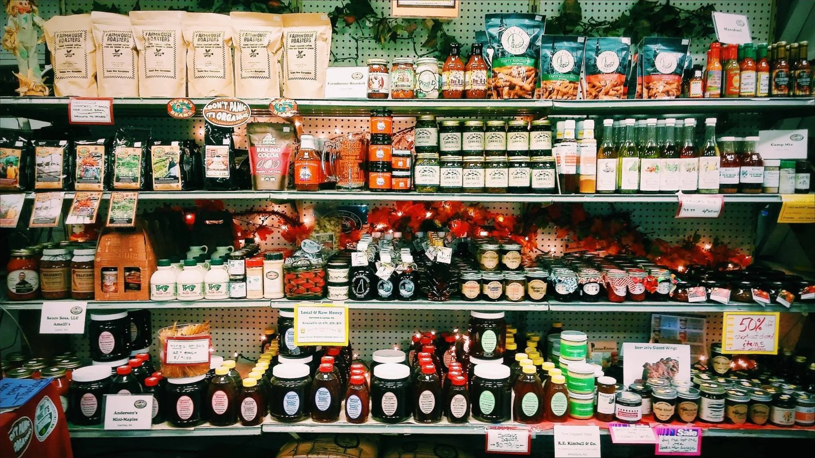 Inside Beaver Valley Farm Country Store